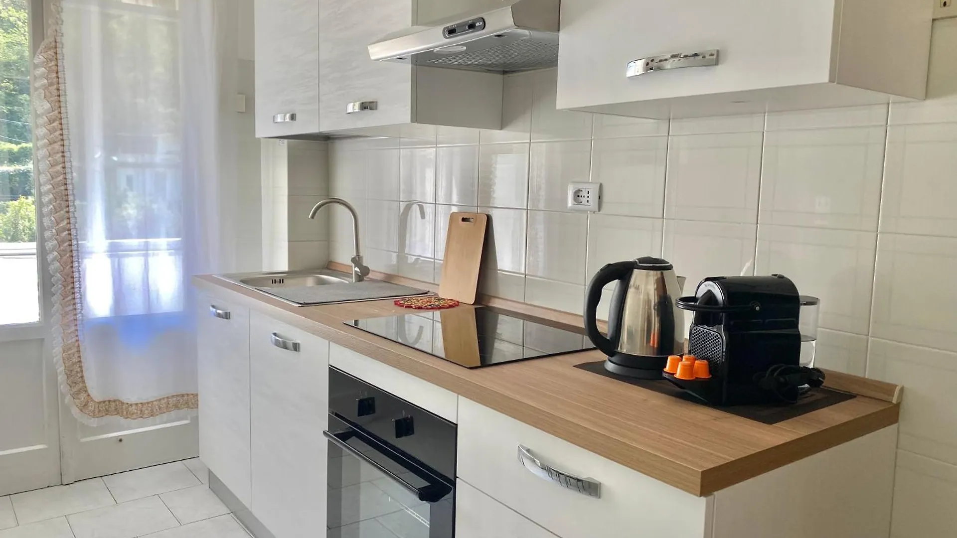 Ca Del Mare - Free Parking Apartment La Spezia Italy