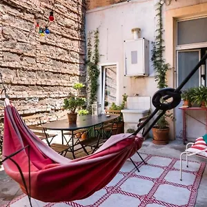 casa-costa-gissoni-catania.taorminaitalyhotels.com/